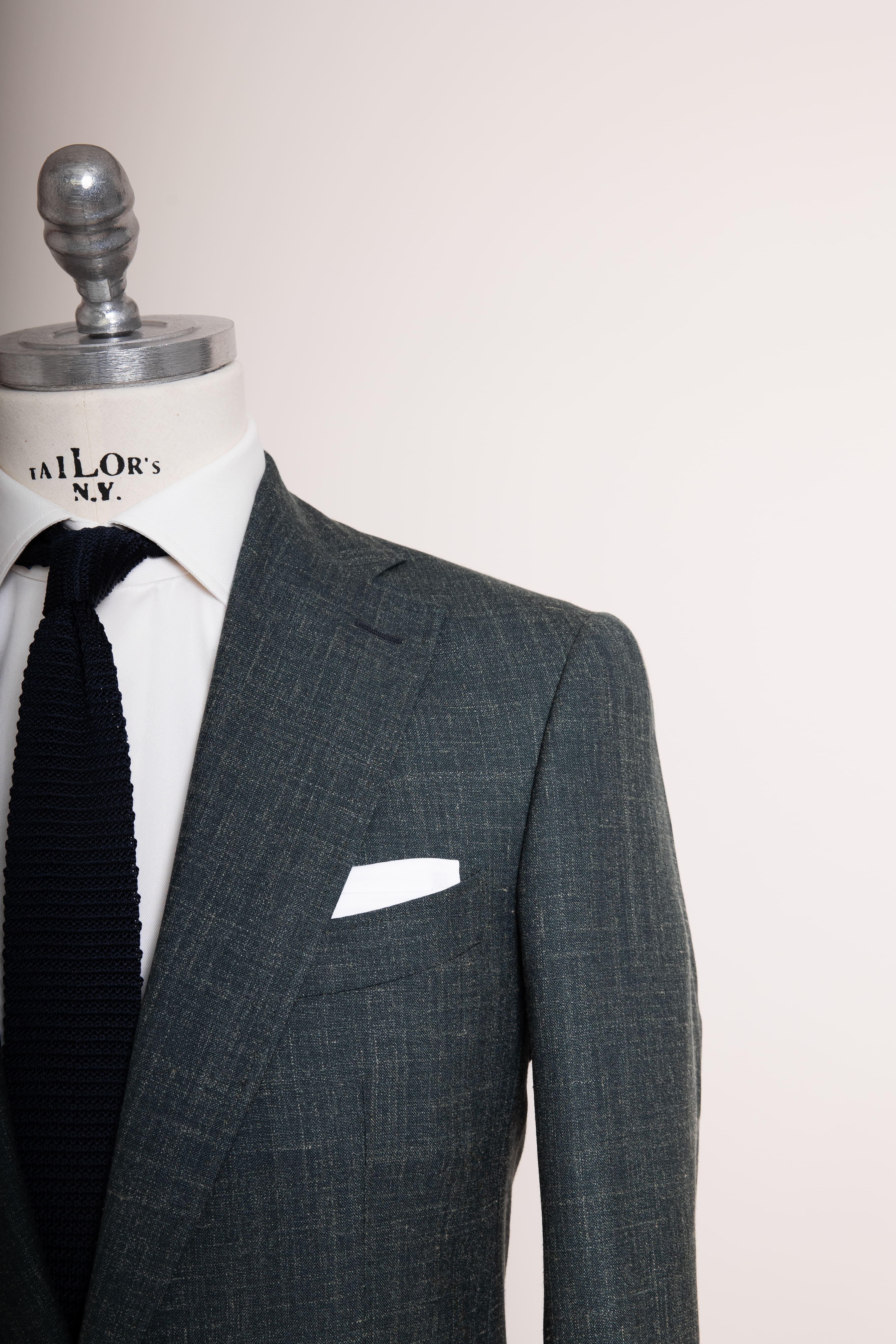 Anzug Greelight District grün schräge Ansicht