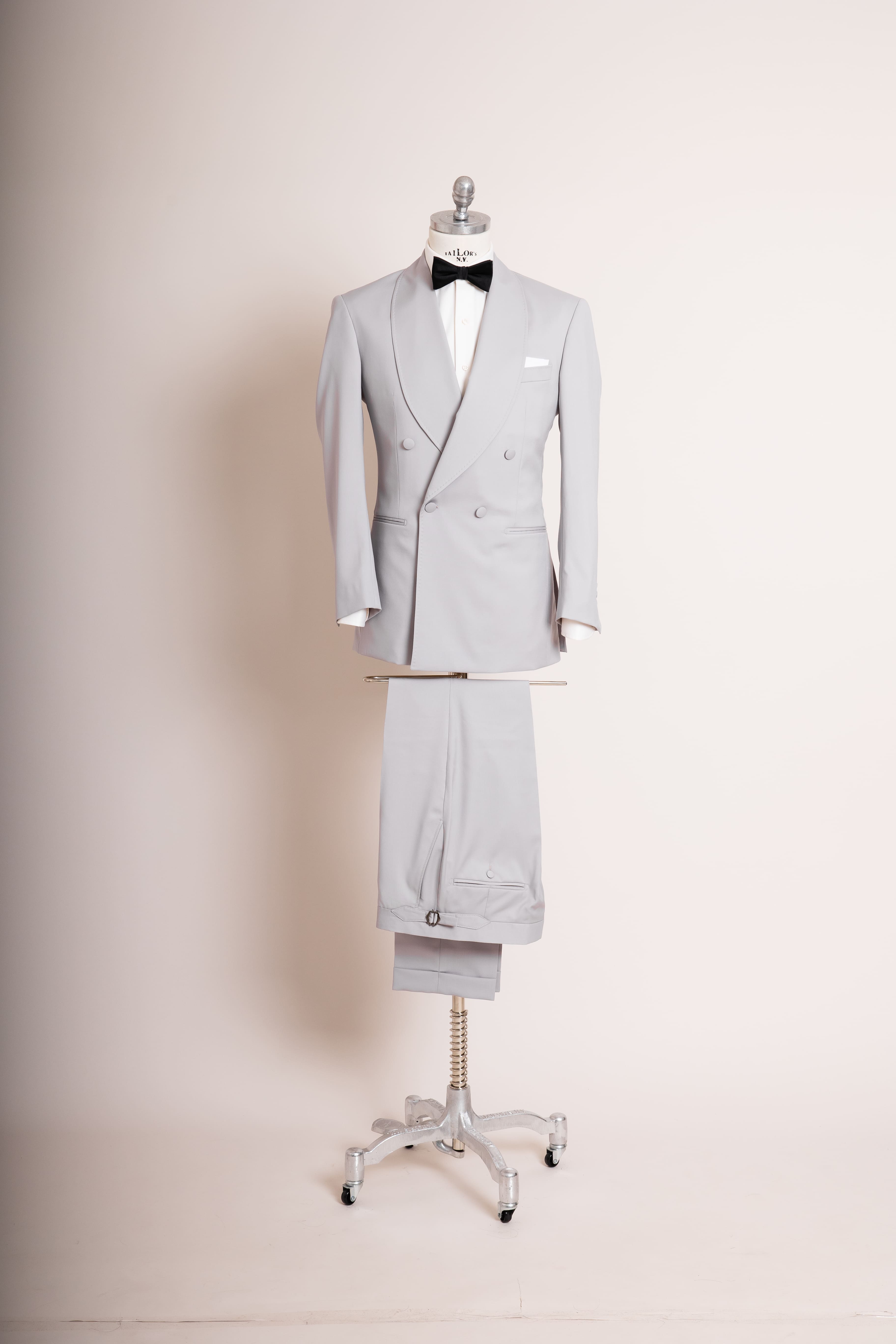 Anzug Silver Reign hellgrau Komplettansicht