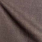 Nahaufnahme von der braunen Stoffprobe