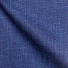 Nahaufnahme von der mittelblauen Stoffprobe