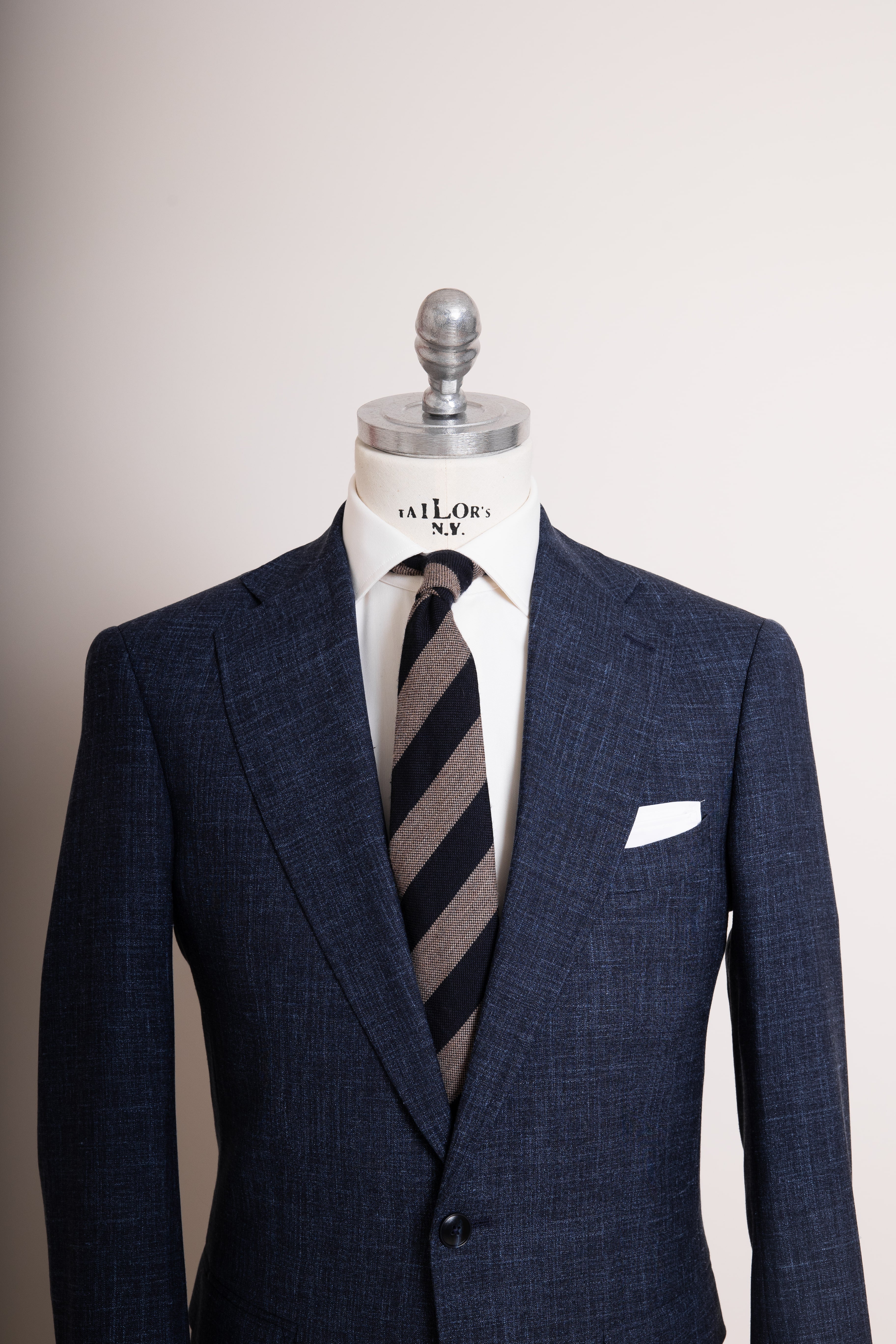 Anzug Midnight Milano dunkelblau von vorne