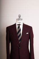 Anzug Oxblood Icon bordeaux von vorne