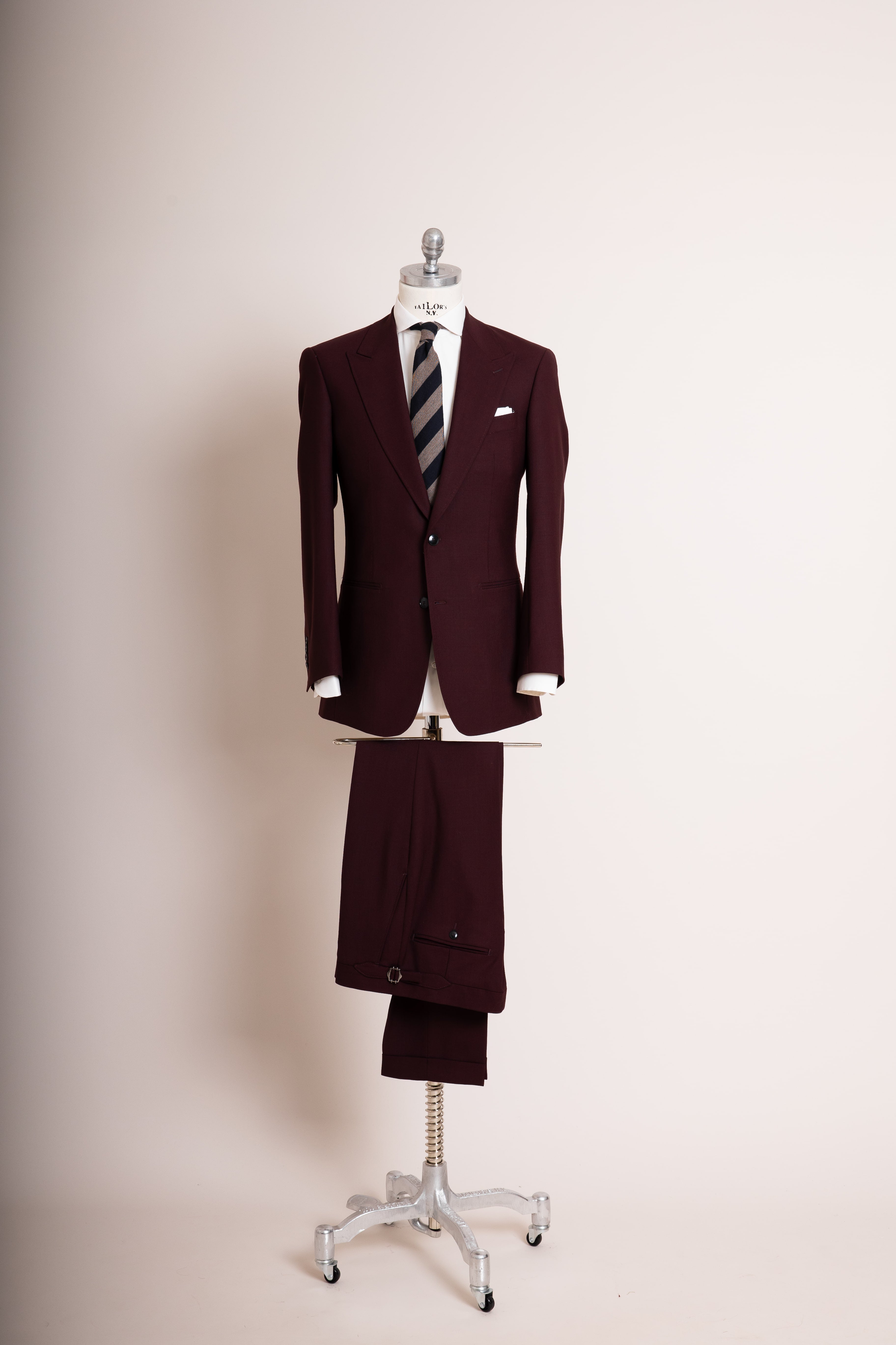 Anzug Oxblood Icon bordeaux Komplettansicht