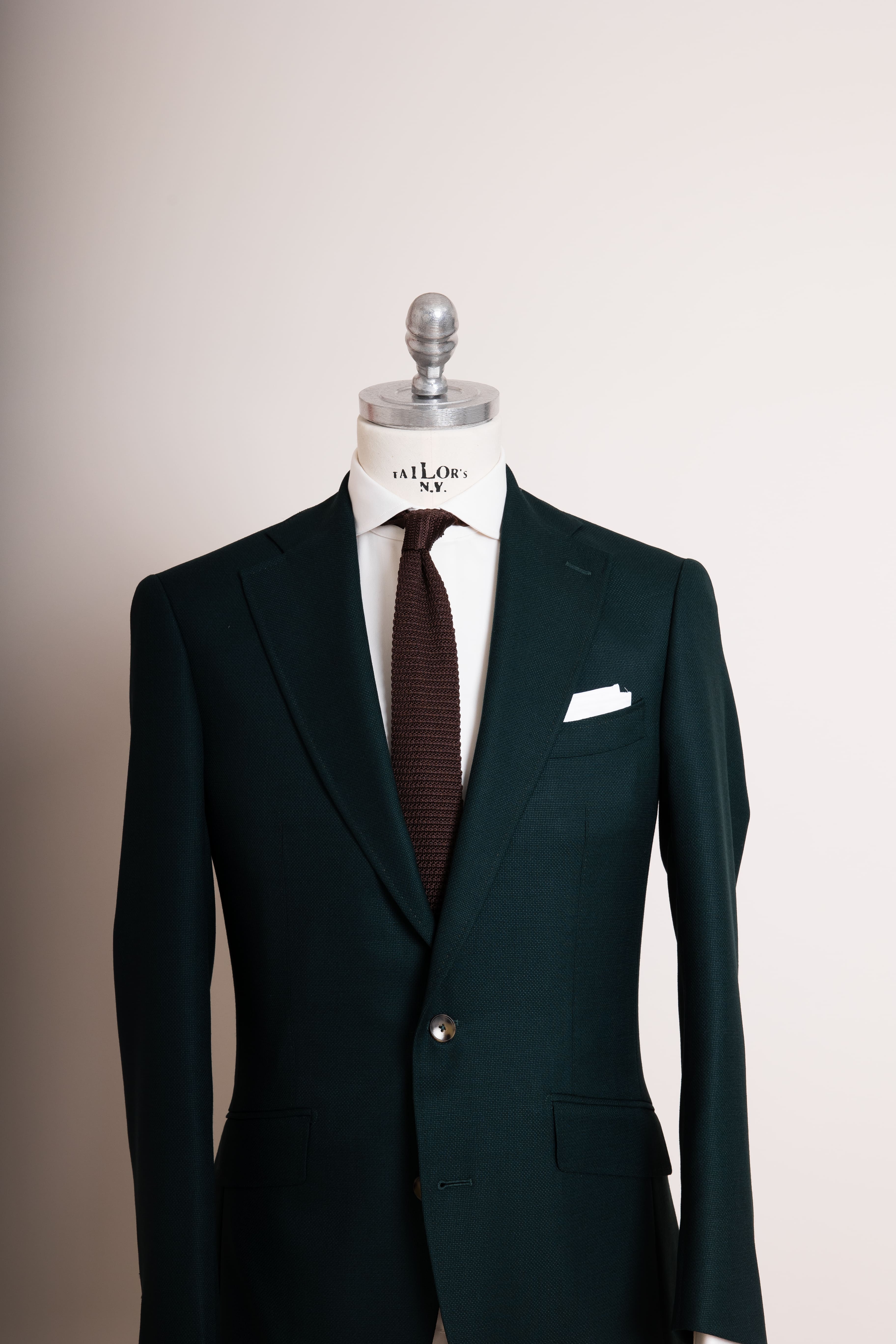 Anzug Verdant Fresco dunkelgrün von vorne