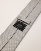 Krawatte in hellgrau von hinten