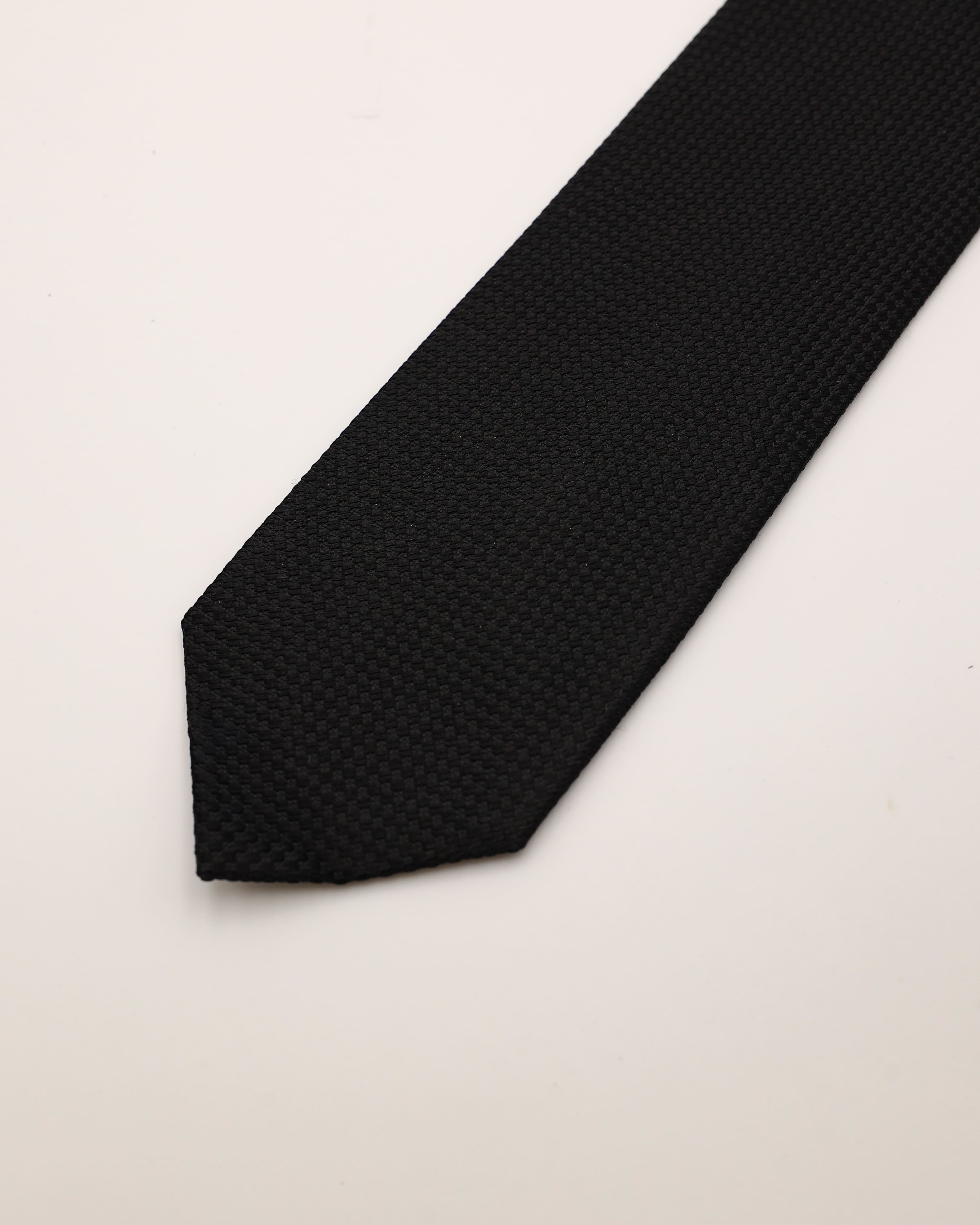 Krawatte in schwarz von vorne