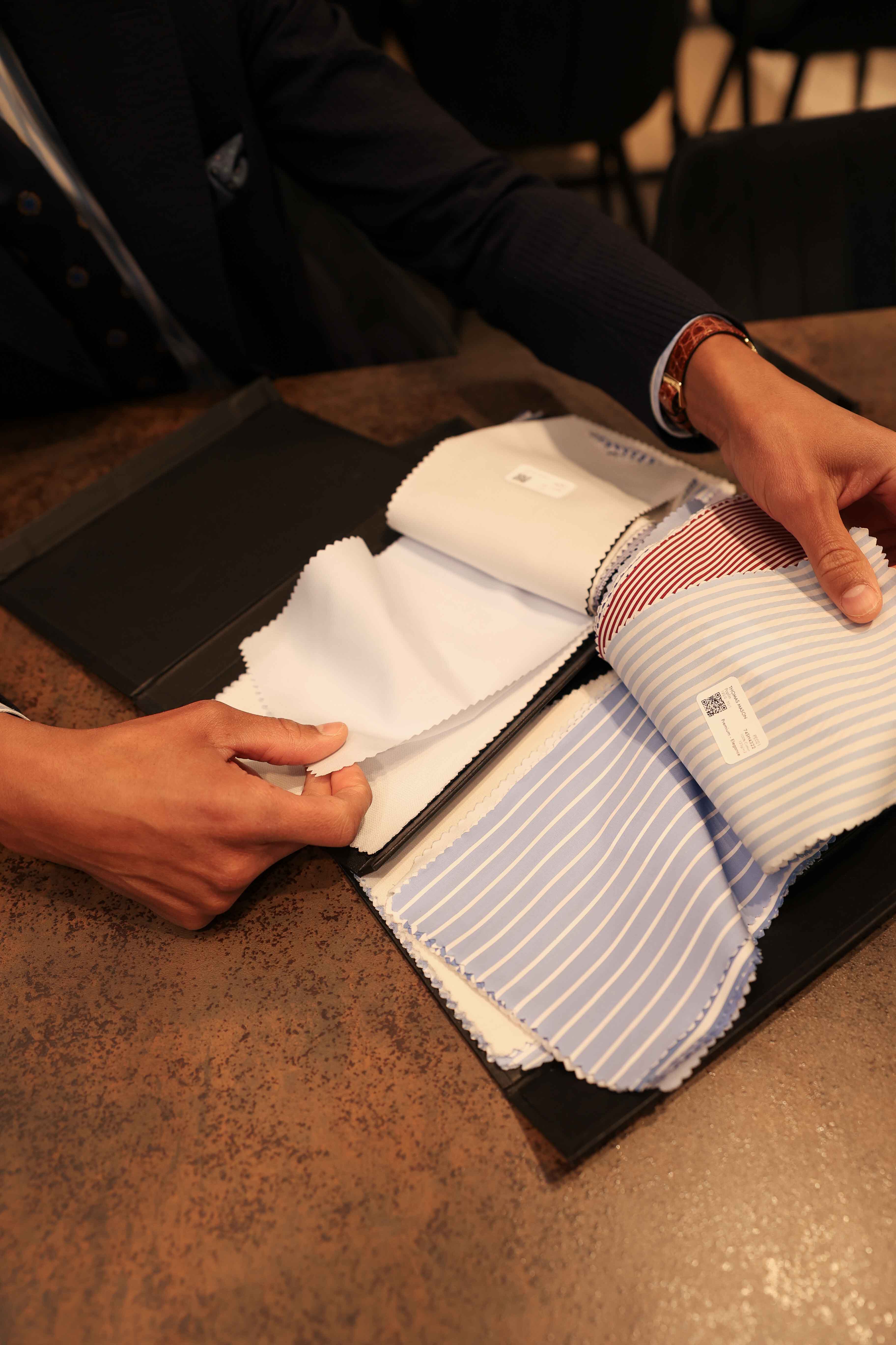 Die Stoffwahl eines Maßhemdes