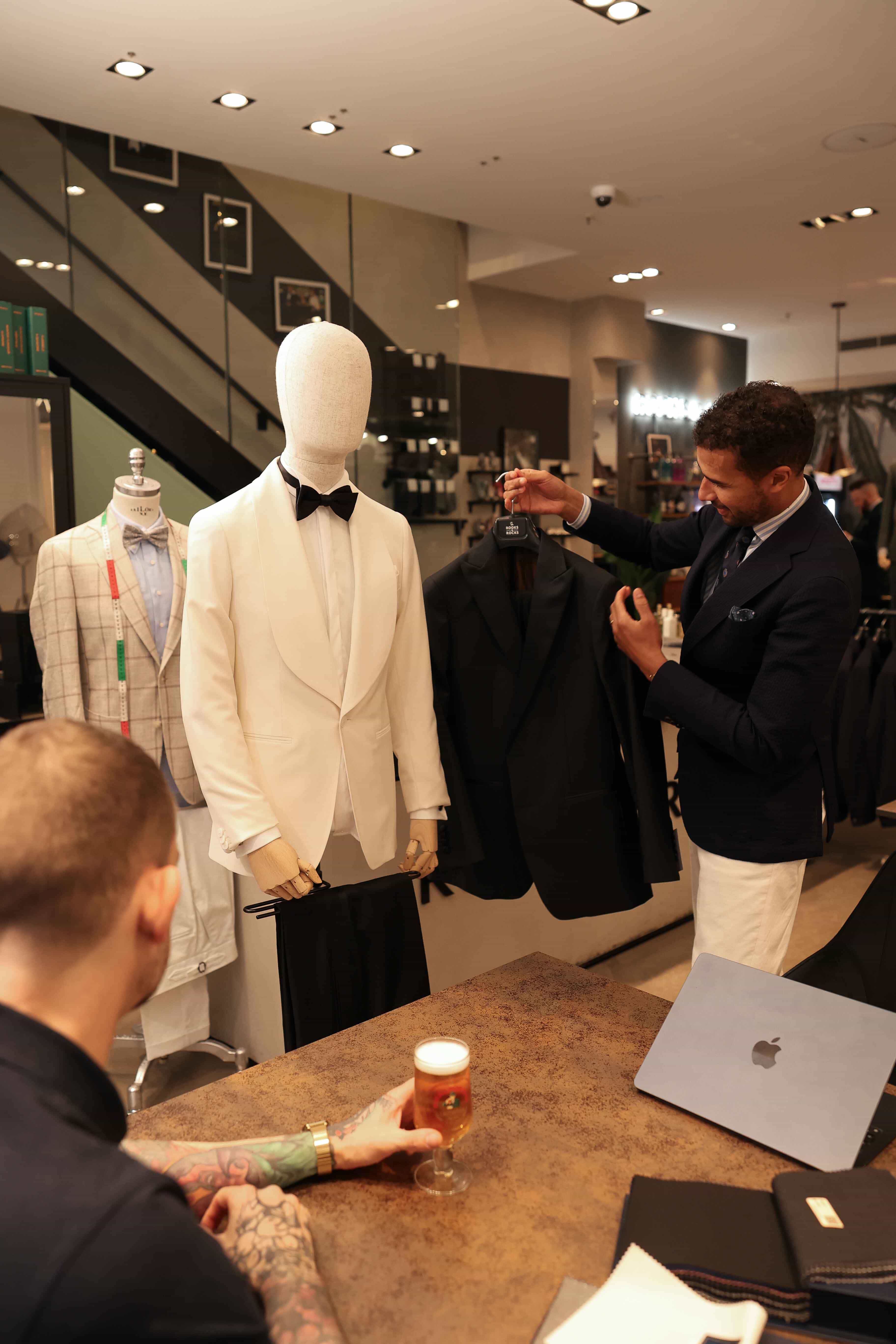 Abstimmung Design Optionen mit Kunden bei Rooks & Rocks