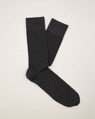 Socken in grau glatt liegend
