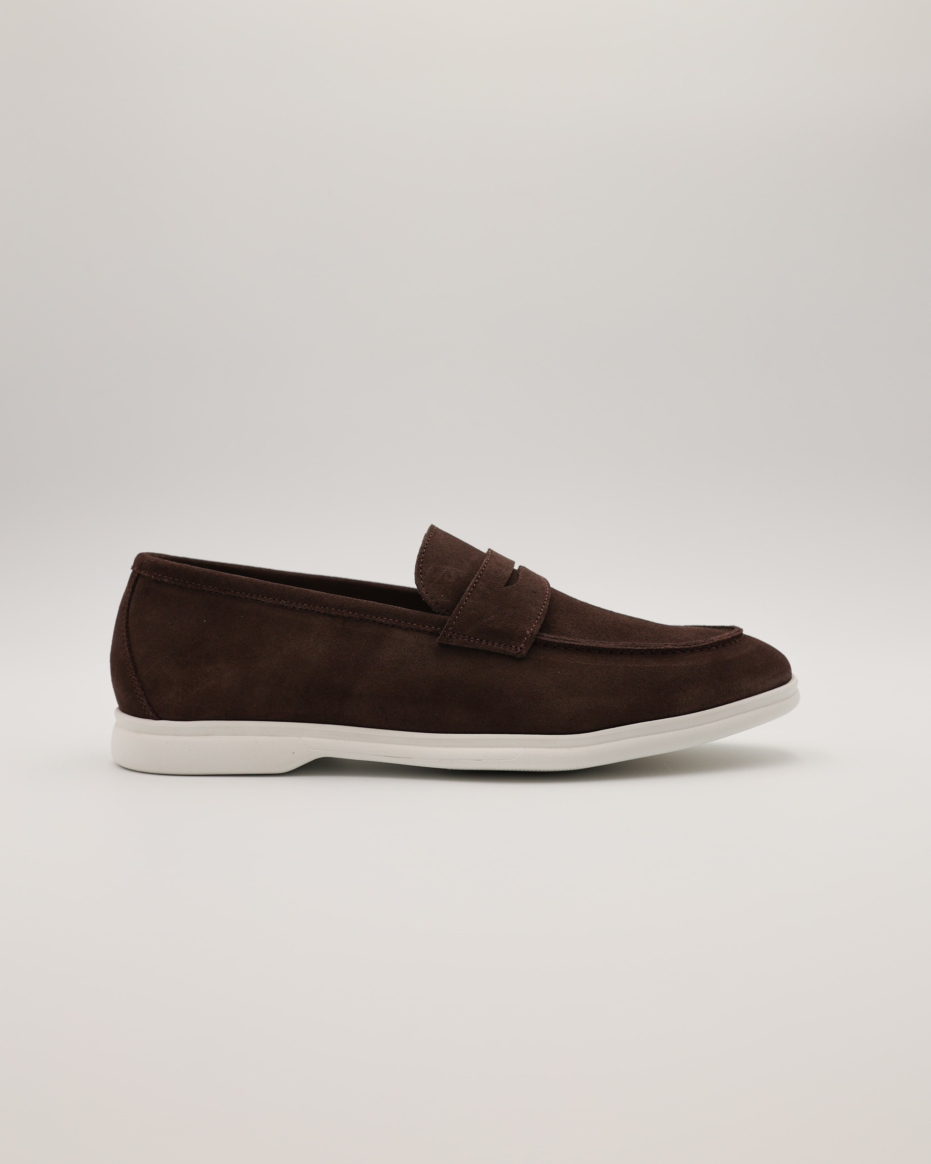 Yacht Loafer dunkelbraun von der Seite
