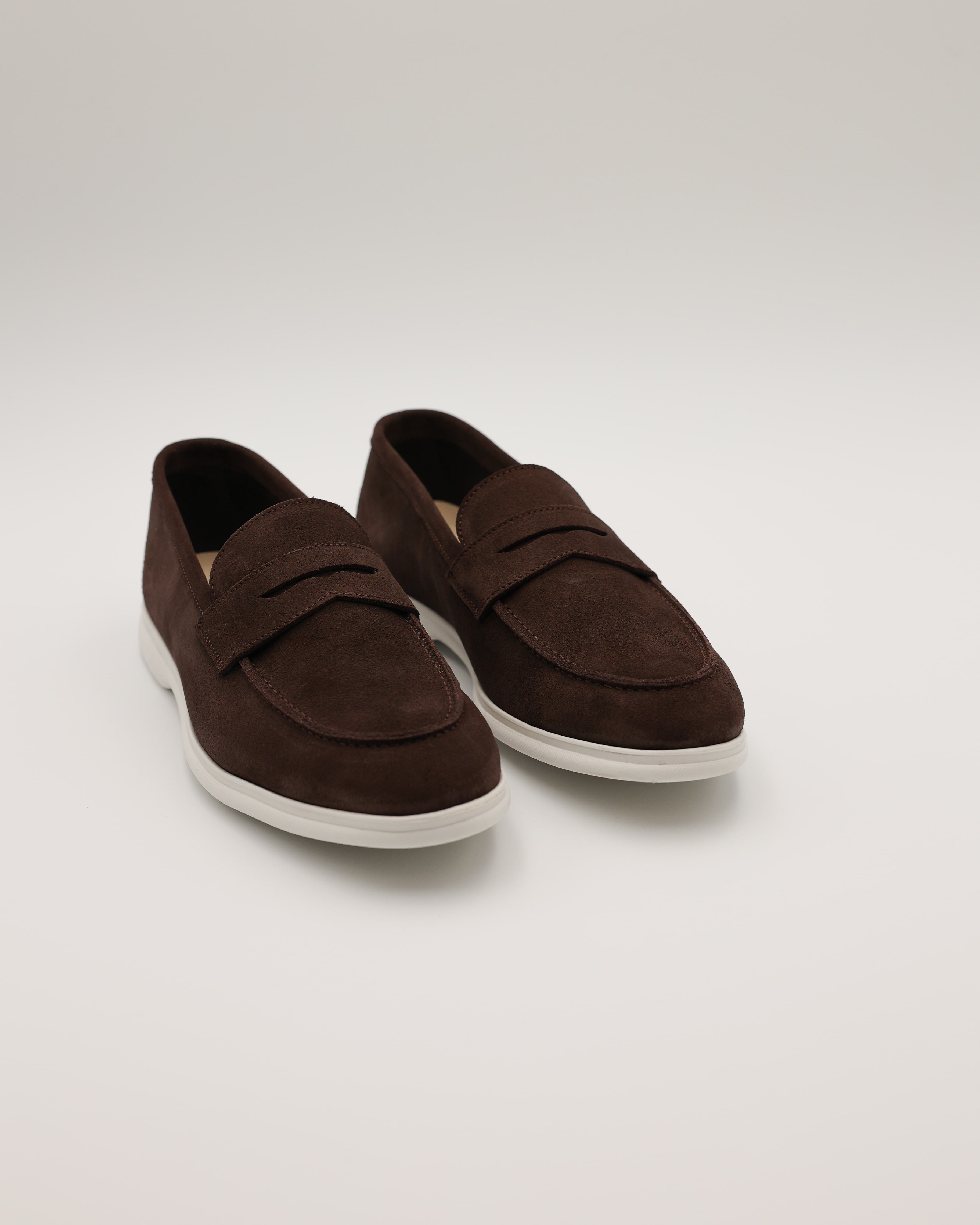 Yacht Loafer dunkelbraun von vorne