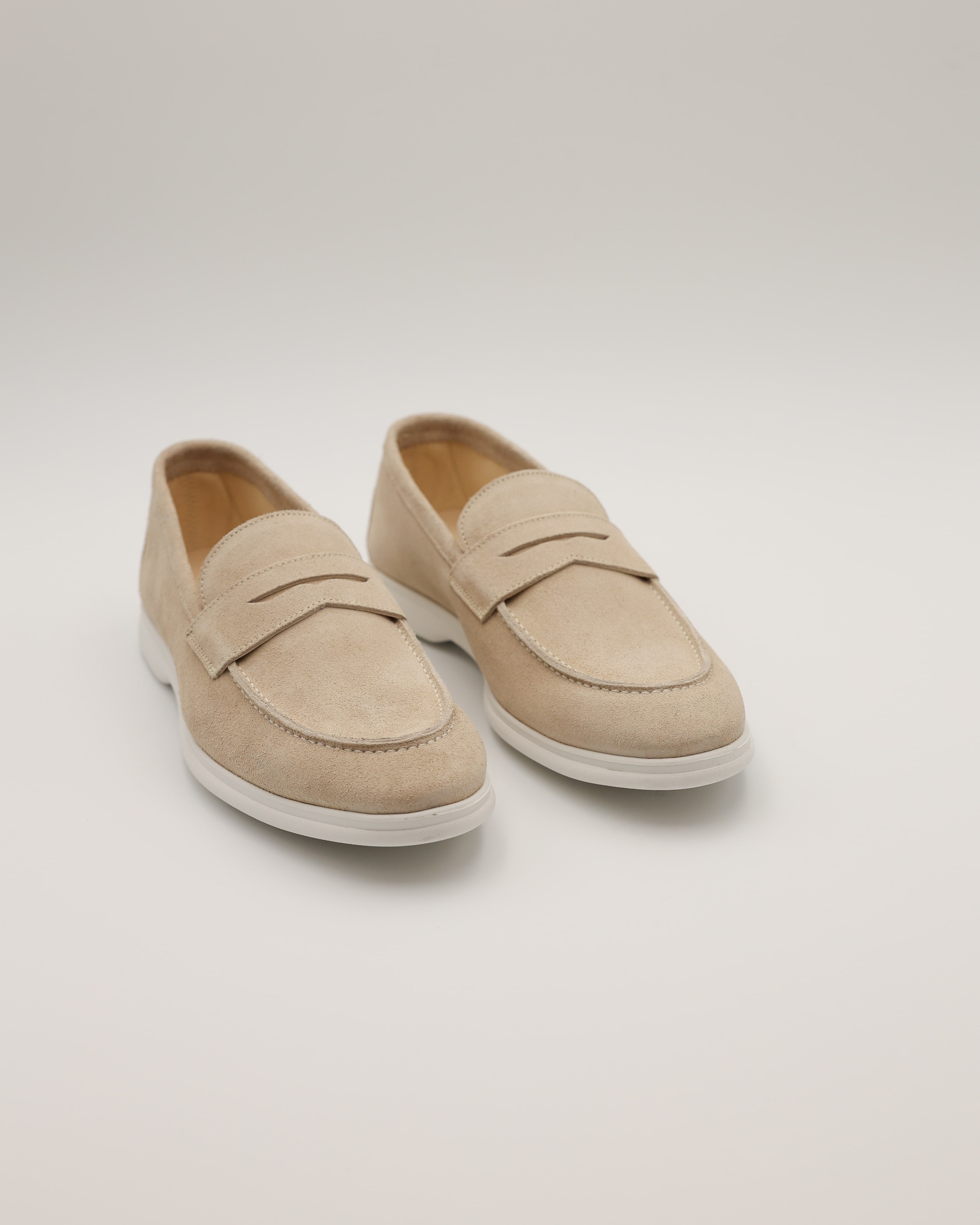 Yacht Loafer sand von vorne