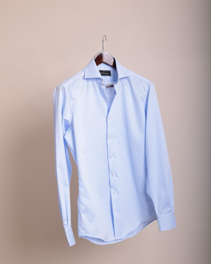 HERRENHEMD HELLBLAU